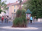Feu St-Jean le Thor Mireille 2015_07.jpg Feu St-Jean le Thor Mireille 2015_07.jpg