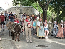 Feu St Jean La Roque sur Pernes 25 juin 2025 (20).jpg Feu St Jean La Roque sur Pernes 25 juin 2025 (20).jpg